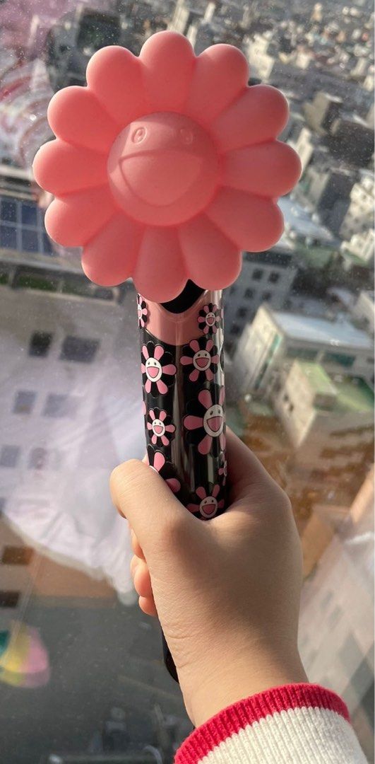 クーポン最安値 村上隆+ BLACKPINK Light Stick Collectible | www ...
