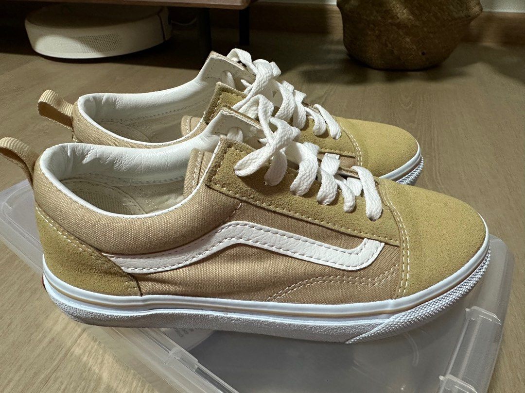 VANS women s sneakers 22cm