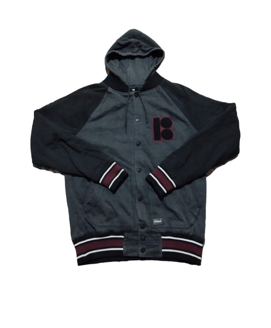Y2K PLAN B SKATEBOARDS VARSITY BUTTON DOWN HOODIE Men s Fashion Coats Jackets and Outerwear on Carousell