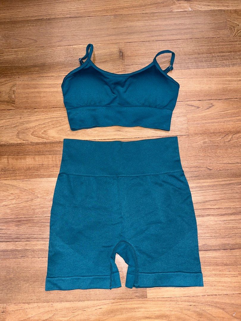 <3 pc set $40> green activewear set sports bra padded sports shorts sports  leggings