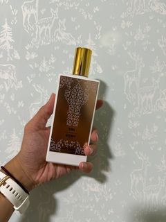（分類：）位於 。 由 bluewhaletofly 提交（商品編號 1291076935，圖片 1）。簡介： 。