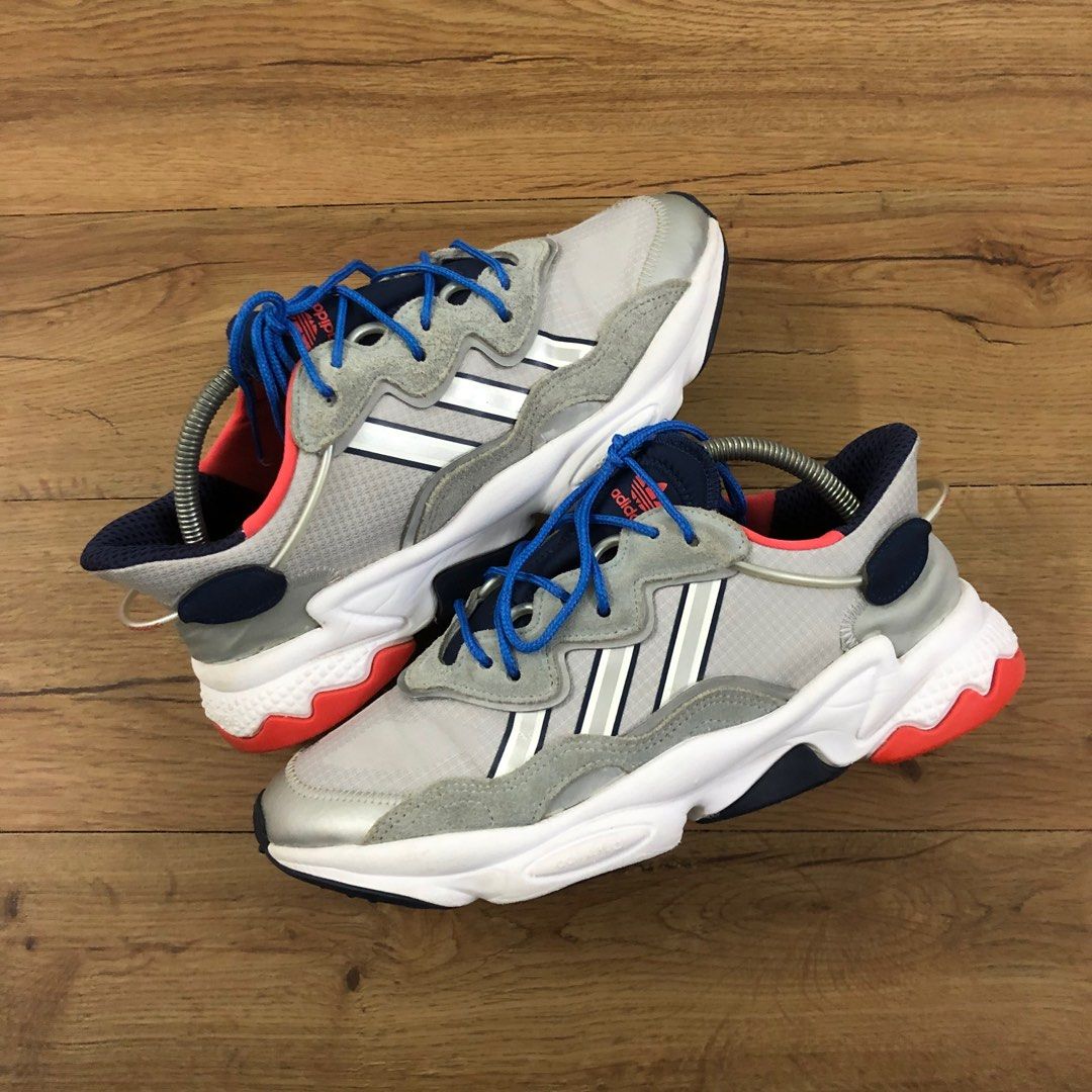 Ozweego bleu 2025
