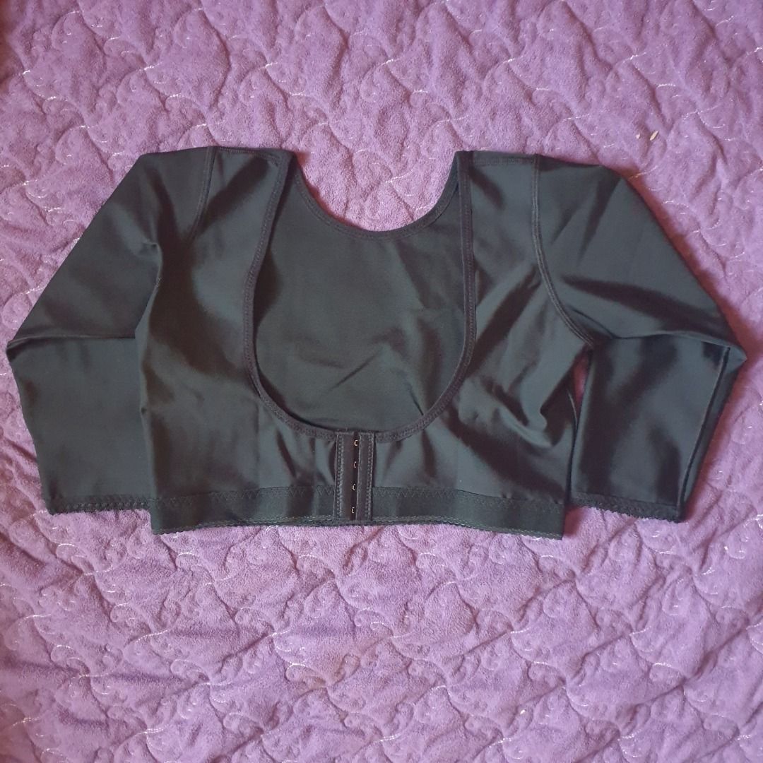 Arm Shaper (Category: Undergarments & Loungewear) located in Baguio. Submitted by formorecravings (Listing ID 1291095192, Image 1). Description: New. Selling as is. Details/description shown on 3rd up to last photo. Price per piece. Available in black and beige (1 each).