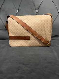 (Category: ) located in . Submitted by aminstore99 (Listing ID 1291085383, Image 1). Description: .