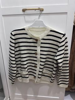 (Kategori: ) berada di . Dikirim oleh prelovedisnewlove (ID iklan 1291166710, Gambar 1). Deskripsi: .