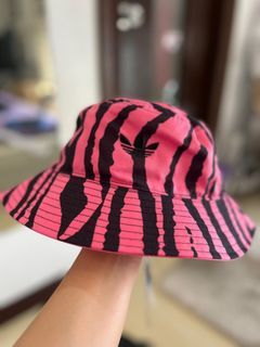 Brand New Adidas Printed Bucket Hat Pink
