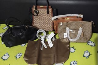 (Category: ) located in . Submitted by ClosetCleanUp (Listing ID 1291098338, Image 1). Description: .