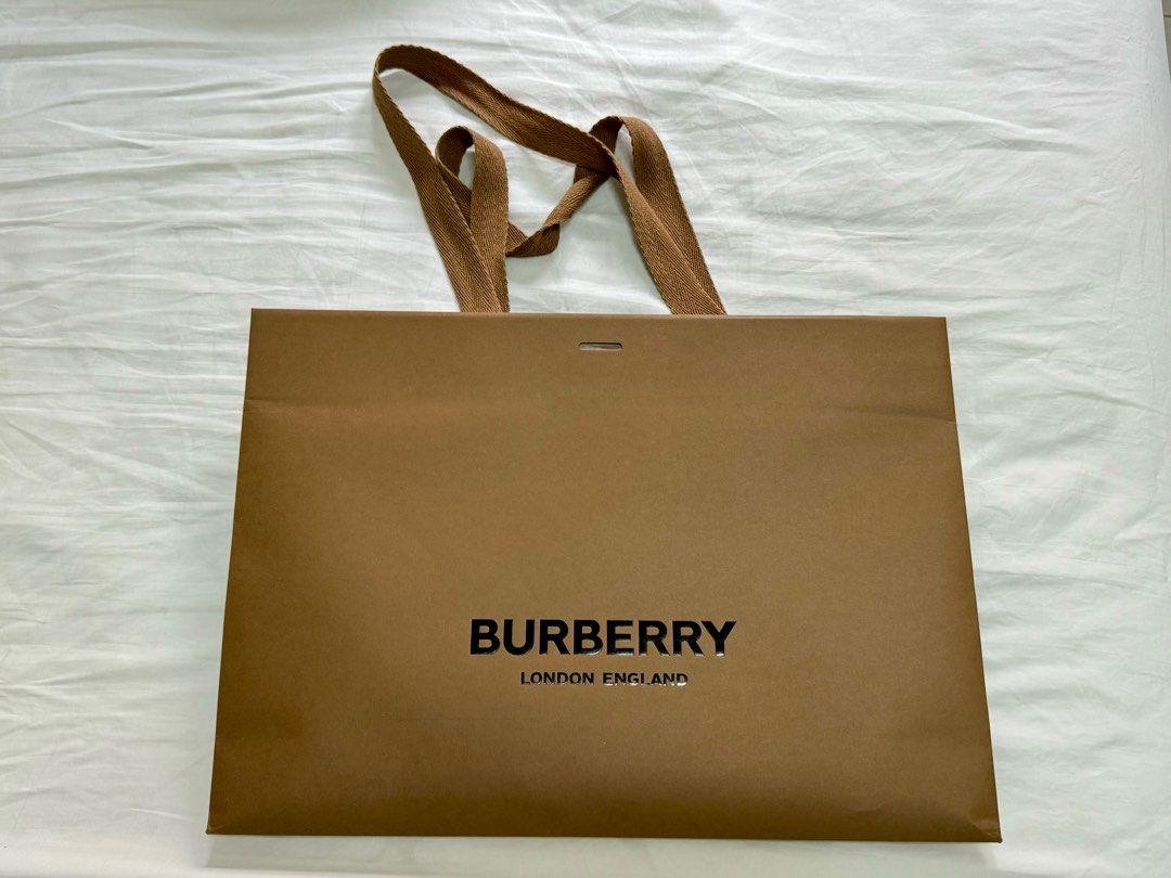Burberry shop paper bag