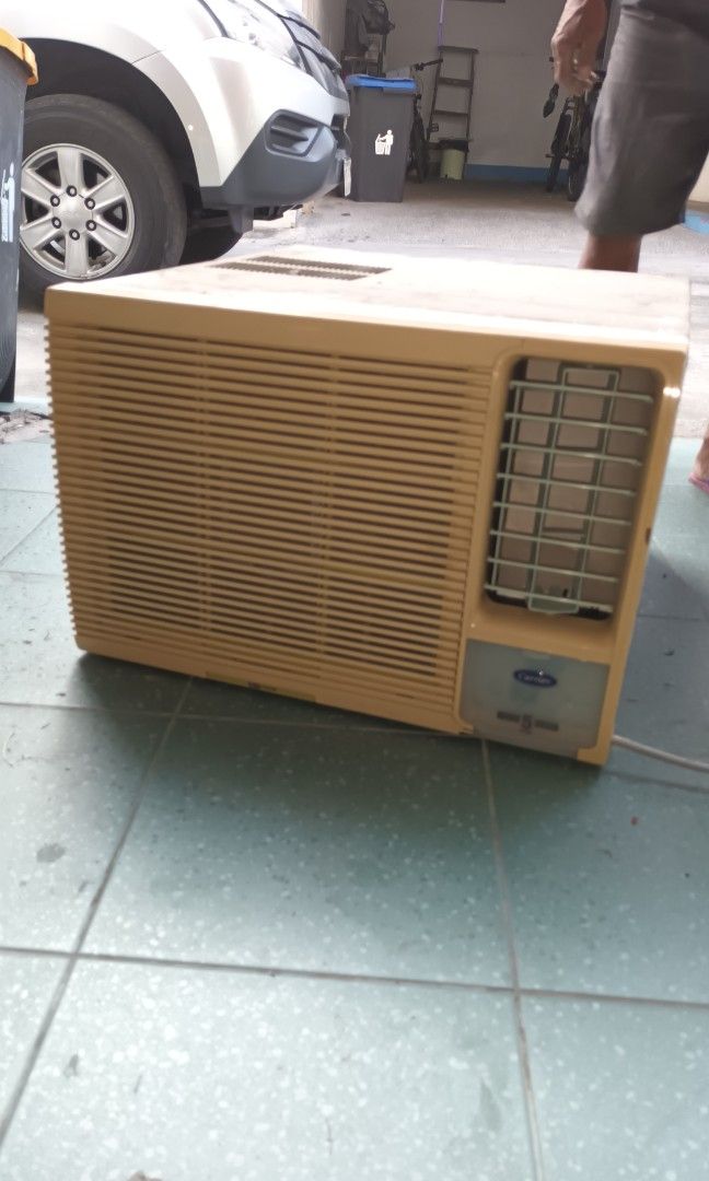 Carrier 1 5hp window type tv home appliances air conditioning and
