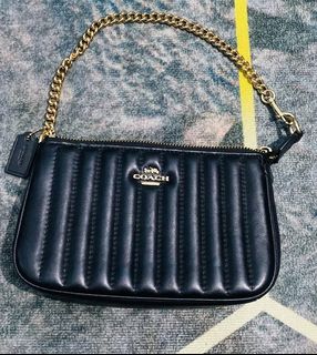 (Category: ) located in . Submitted by natasyaaa__ (Listing ID 1291056047, Image 1). Description: .
