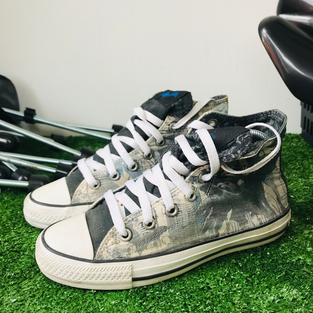 Converse comic shoes store