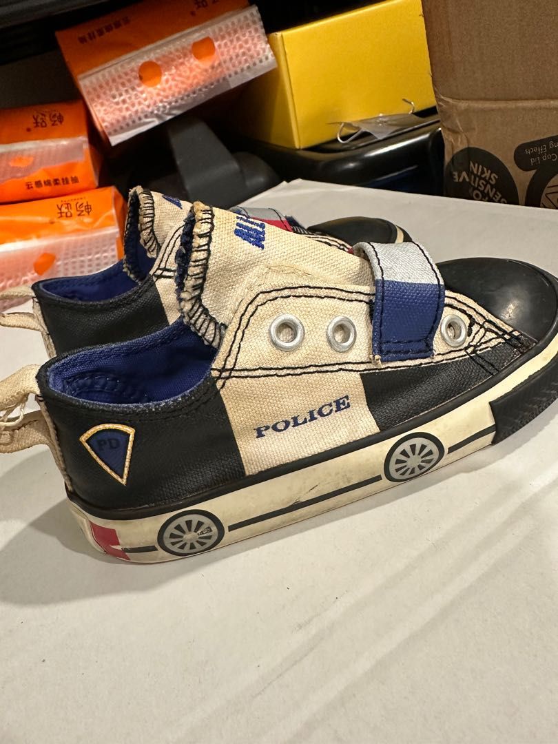Police online box converse