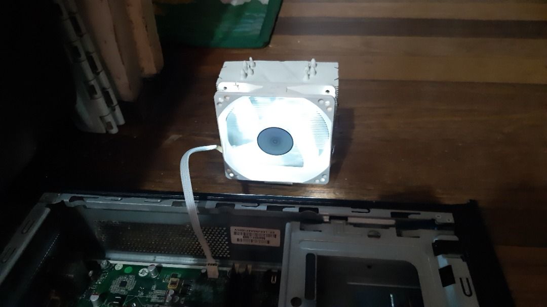 Deepcool gammaxx 400 white (Category: Computer Parts) located in Caloocan City. Submitted by masterpomps (Listing ID 1291087485, Image 3). Description: Super negotiable pa po ng price Rfs. Hindi na po kasi nagfit sa bago ko pc case.