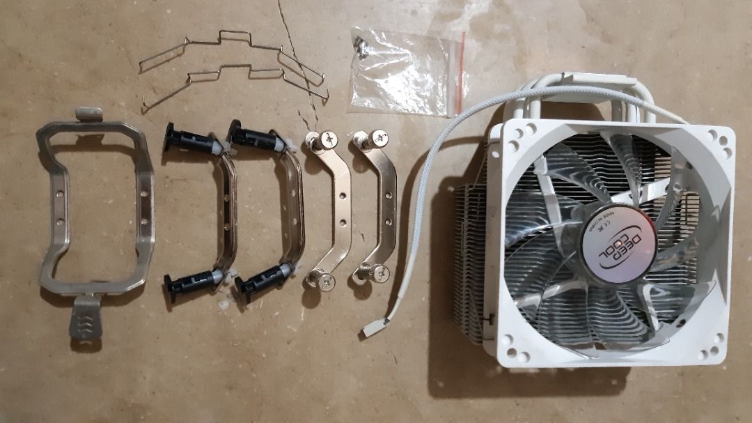 Deepcool gammaxx 400 white (Category: Computer Parts) located in Caloocan City. Submitted by masterpomps (Listing ID 1291087485, Image 2). Description: Super negotiable pa po ng price Rfs. Hindi na po kasi nagfit sa bago ko pc case.