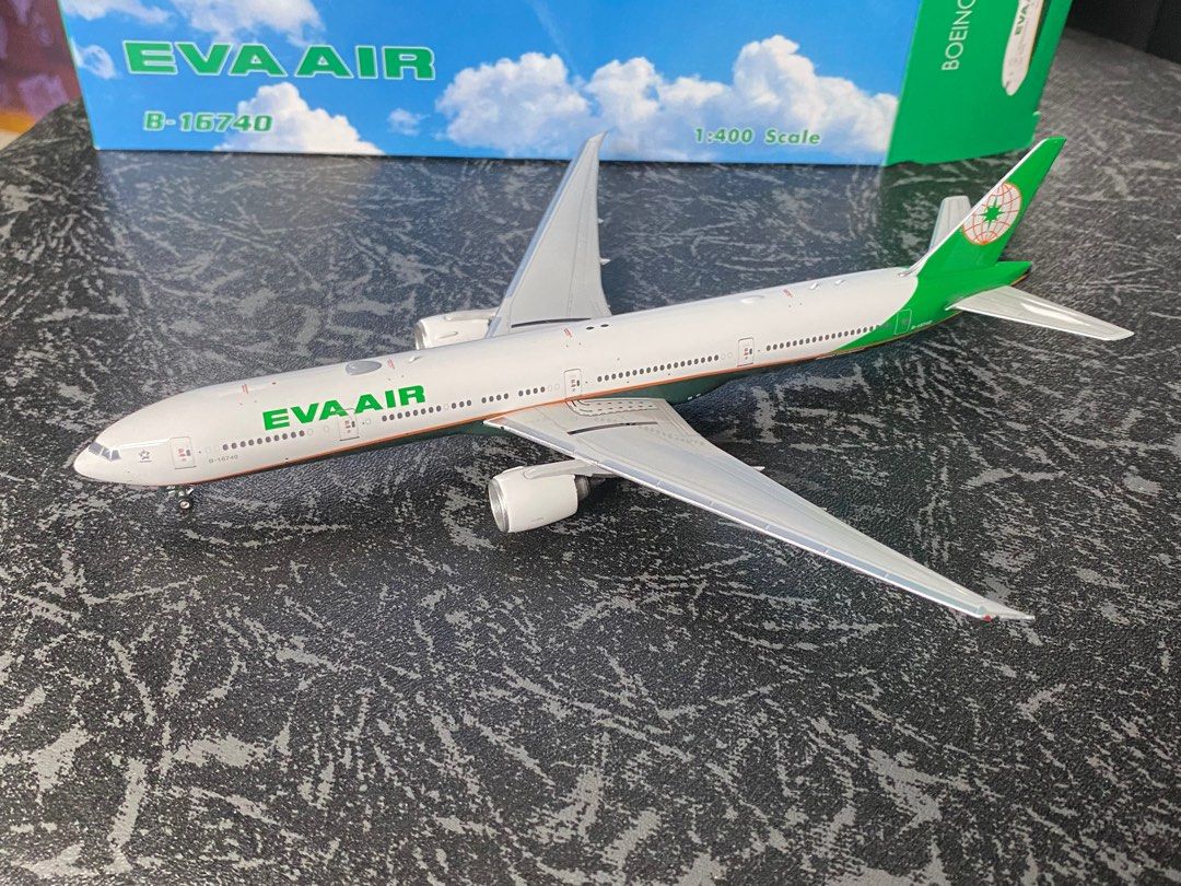 台灣飛機，Eva Air 長榮航空777300ER，REG NO : B16740，1/400