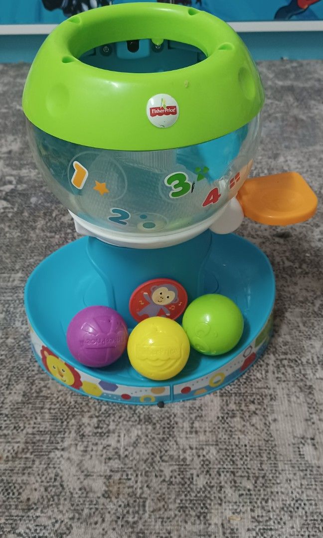 Swirl n shop tunes gumball