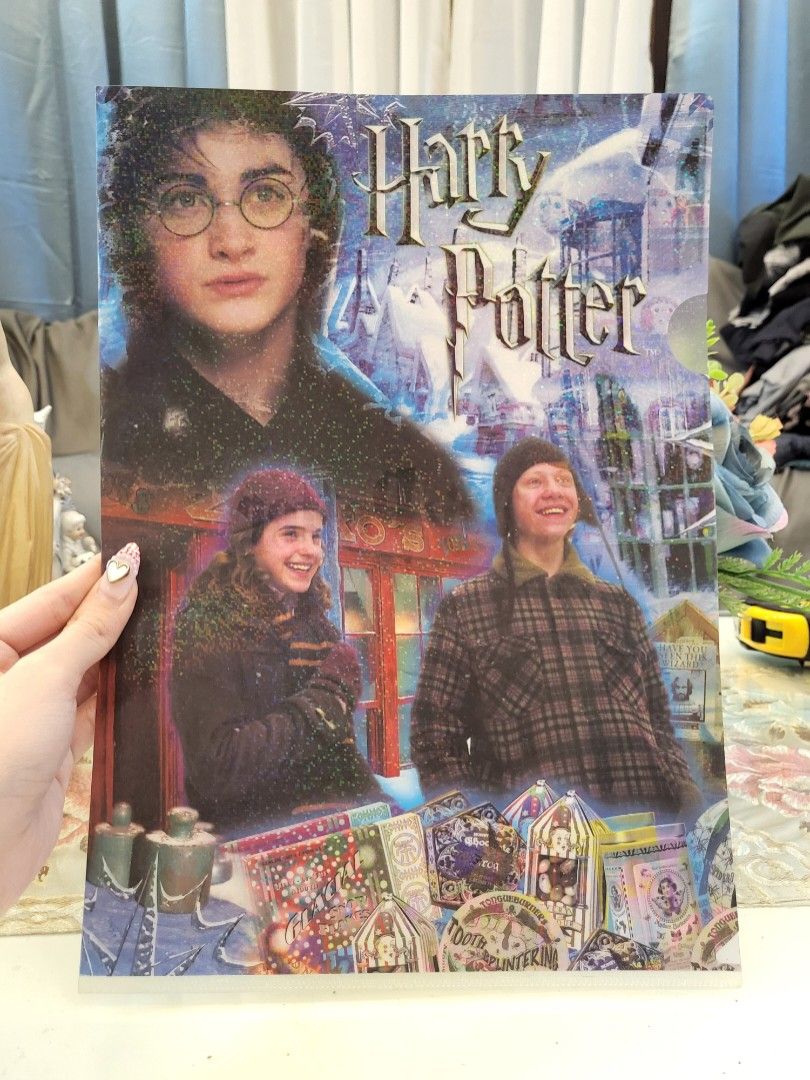 Harry Potter Clear File Folder (Category: Stationery & School Supplies) located in San Fernando. Submitted by jpmarketplace2023 (Listing ID 1291088767, Image 1). Description: 💚 All items are authentic from Japan. 💛 MOP: GCash (❌️ GCash Protect) 🩵 MOD: LBC only (❌️ S. Checkout, COD, COP) 💙 Meet-up: Vista Mall, San Fernando, Pampanga 💜 All items are on-hand. 🧡 First to pay gets the item first. ❤️ Breakable items are packed with care and cauti