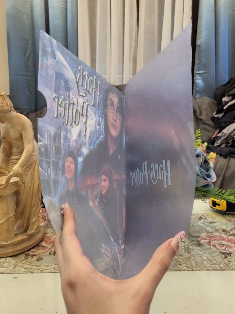 Harry Potter Clear File Folder (Category: Stationery & School Supplies) located in San Fernando. Submitted by jpmarketplace2023 (Listing ID 1291088767, Image 3). Description: 💚 All items are authentic from Japan. 💛 MOP: GCash (❌️ GCash Protect) 🩵 MOD: LBC only (❌️ S. Checkout, COD, COP) 💙 Meet-up: Vista Mall, San Fernando, Pampanga 💜 All items are on-hand. 🧡 First to pay gets the item first. ❤️ Breakable items are packed with care and cauti