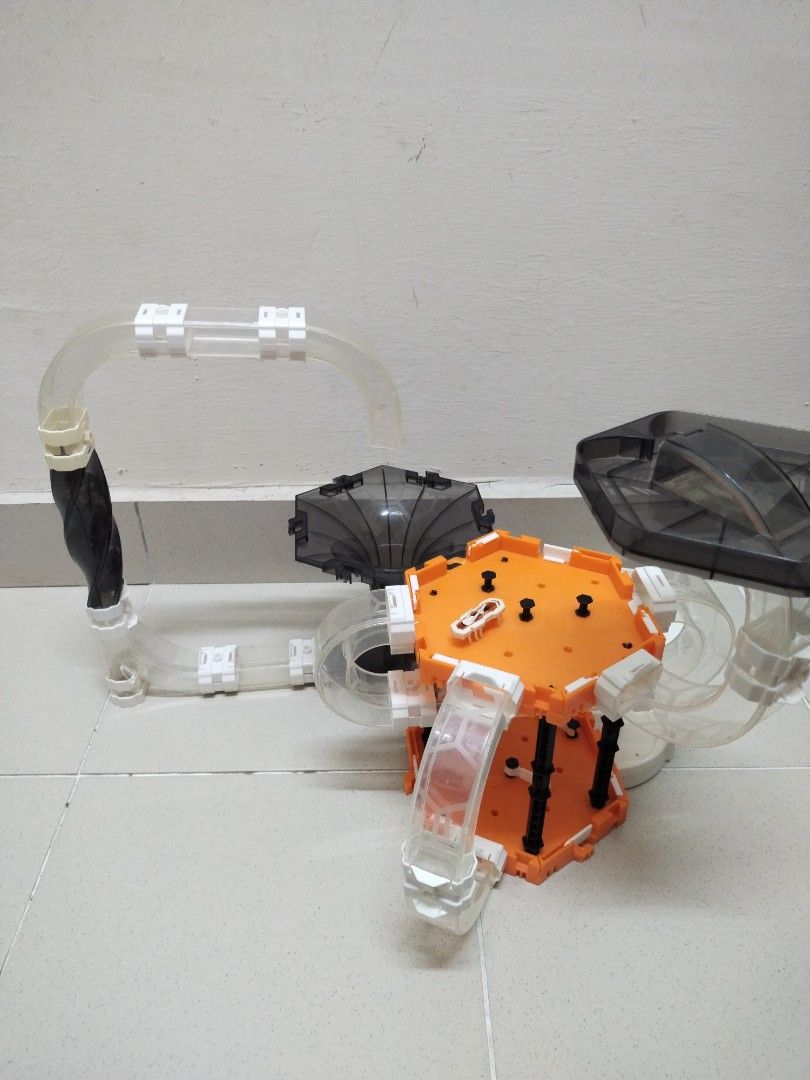 Hexbug watchtower 2025