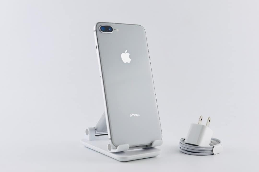 iPhone 8plus 256gb (Category: iPhone 8 Series) located in Manila. Submitted by TekiCashGadgetsph (Listing ID 1291001508, Image 1). Description: (FU) Open-line, any sim working (worldwide) - Guaranteed original iPhone not fake/copy accessories with box Secondhand Good as new not abused! Presentable •Original Lcd • no issue hidden issues • no apple id / iCloud id • Good batthealth • Good cam front/back • Good Performance • Good face id • Good use /