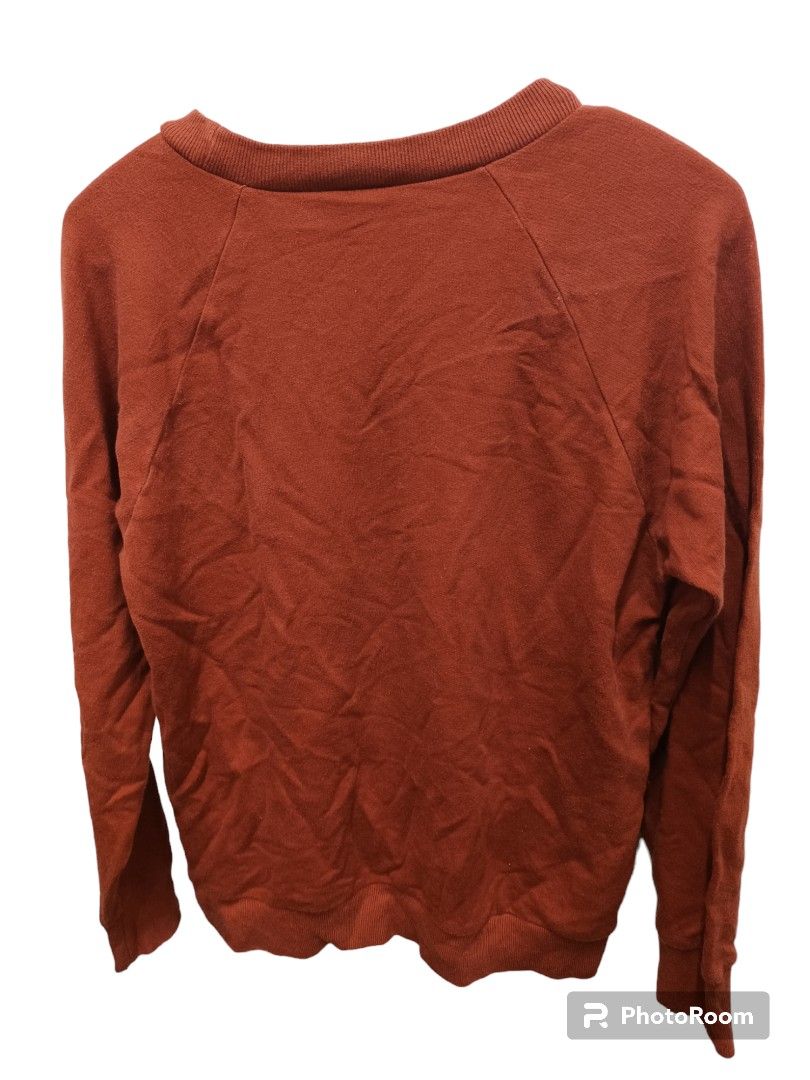 J Crew BadLands CrewNeck Women s Fashion Activewear on Carousell