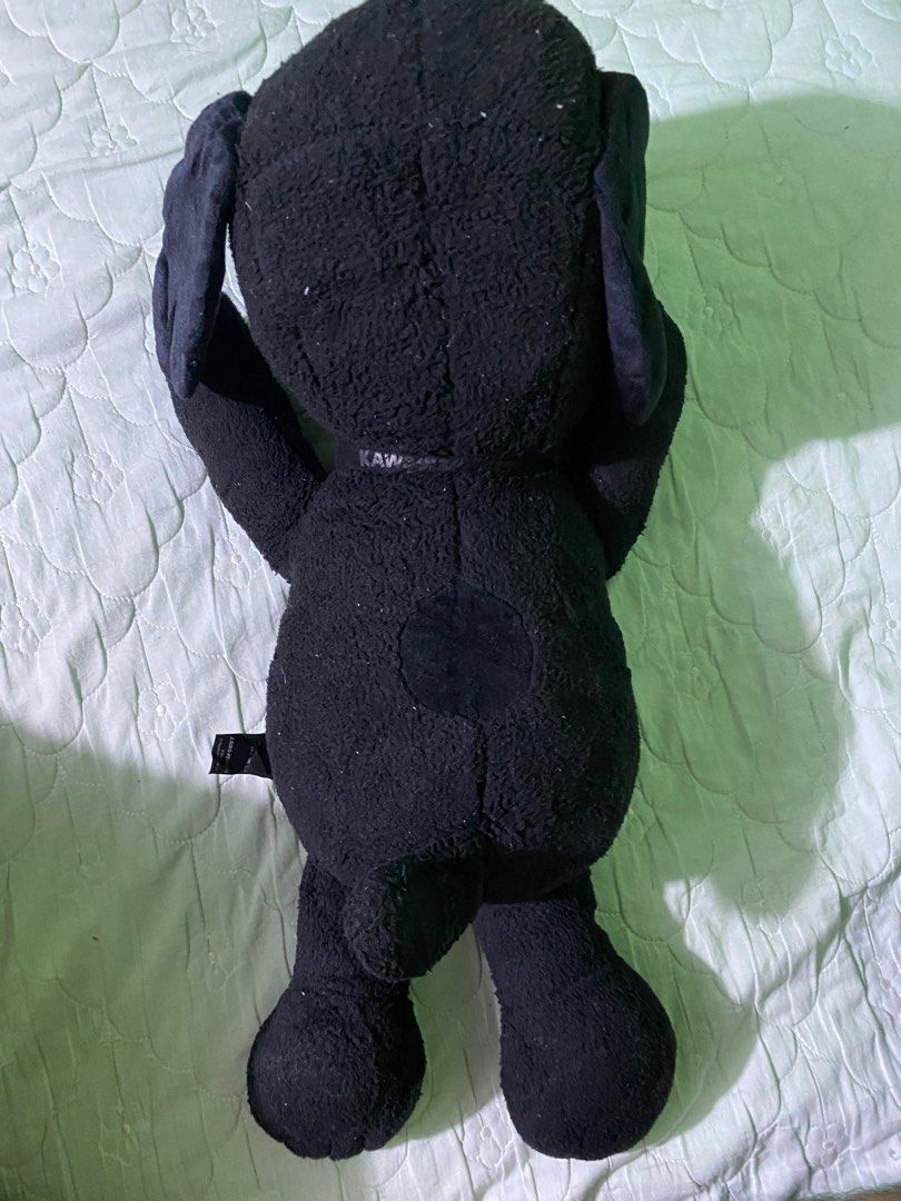 Kaws x Peanuts plush toys (Category: Plushies & Soft Toys) located in Polangui. Submitted by judeeey (Listing ID 1291161078, Image 3). Description: Kaws x Peanuts Uniqlo plush 2pc big only issue: 1 big plush needs refiber.