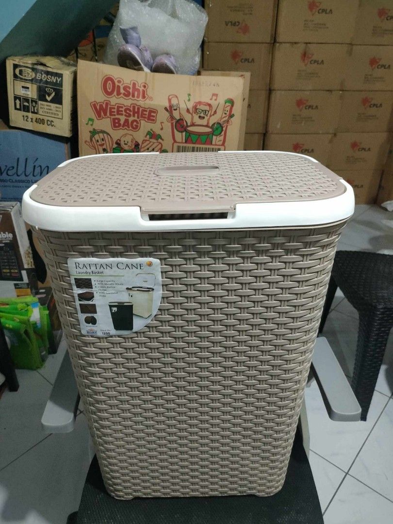 Laundry Basket with Wheels (Category: Storage Boxes & Baskets) located in Manila. Submitted by redonlineshop (Listing ID 1291114771, Image 2). Description: Laundry Basket with Wheels ₱580 ON HAND BRAND NEW Mode of Payment: Gcash,COD Same day delivery + Delivery Fee.