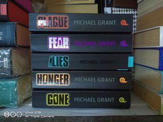 Michael Grant book bundle