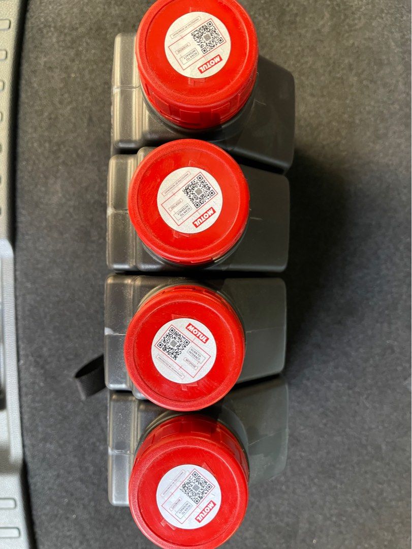 Fully Synthetic Motul H-Tech 100 Plus SAE 5W30 (Category: Maintenance Fluids and Filters) located in Del Monte. Submitted by 10_ny (Listing ID 1291004328, Image 3). Description: Motul H-Tech 100 Plus SAE 5W30 Original motul engine oil. Bought from blade. Hindi na nagamit since nabenta na yung auto. .