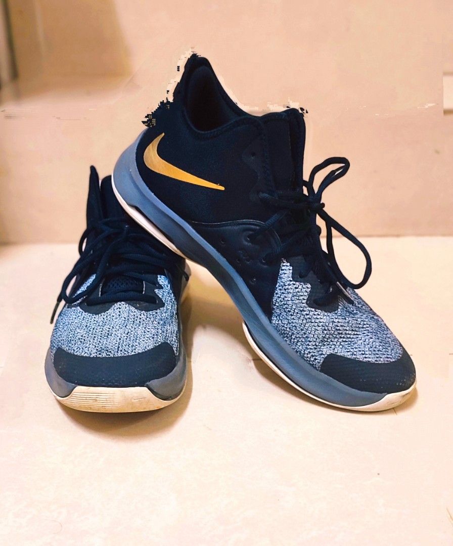 Nike air versatile 3 blue sales