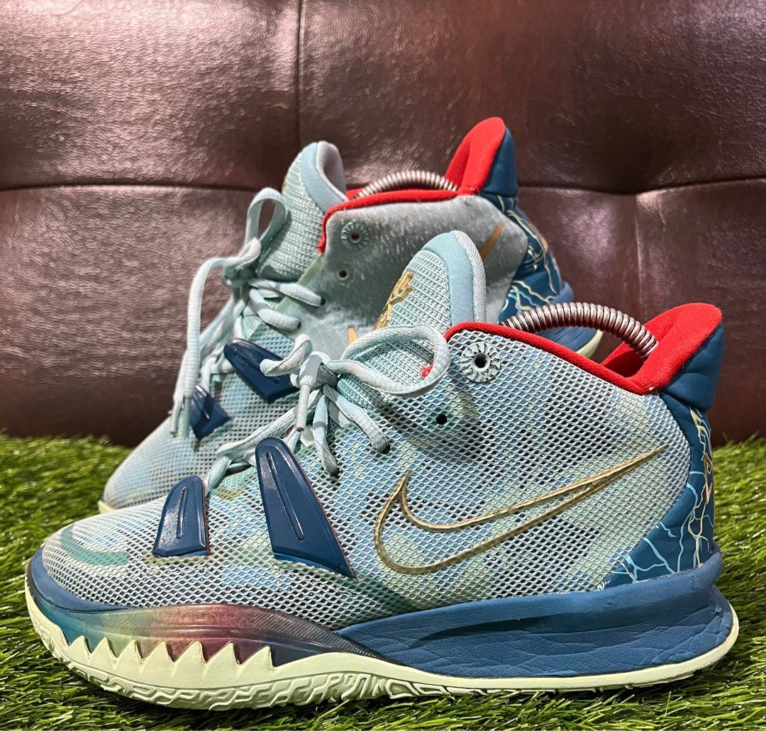 Sepatu kyrie hotsell