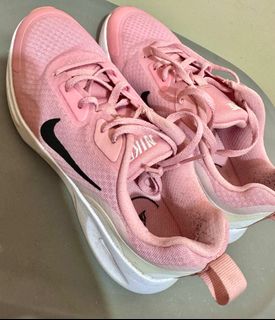 Pink nike wedge sneakers shop