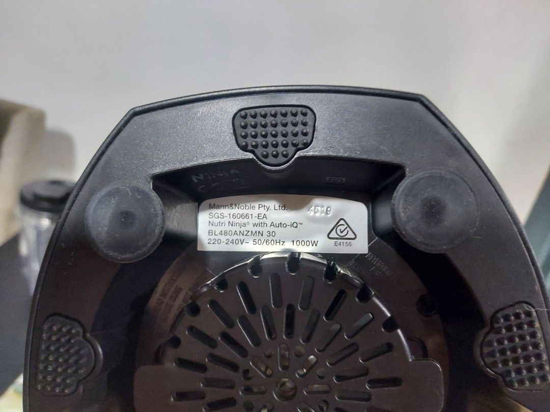 Nutri Ninja Auto iQ 1000watts (Category: Juicers, Blenders & Grinders) located in Taguig. Submitted by potato_corner (Listing ID 1291170675, Image 3). Description: Nutri Ninja Auto iQ 1000watts Australian mall pull out!!! No box Comes with: 2 to go Bottles 2 Bottle Lids Manual.