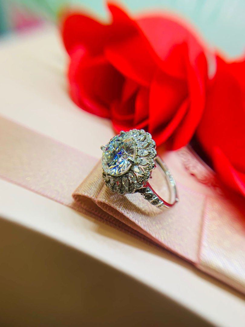 Moissanite fancy shop