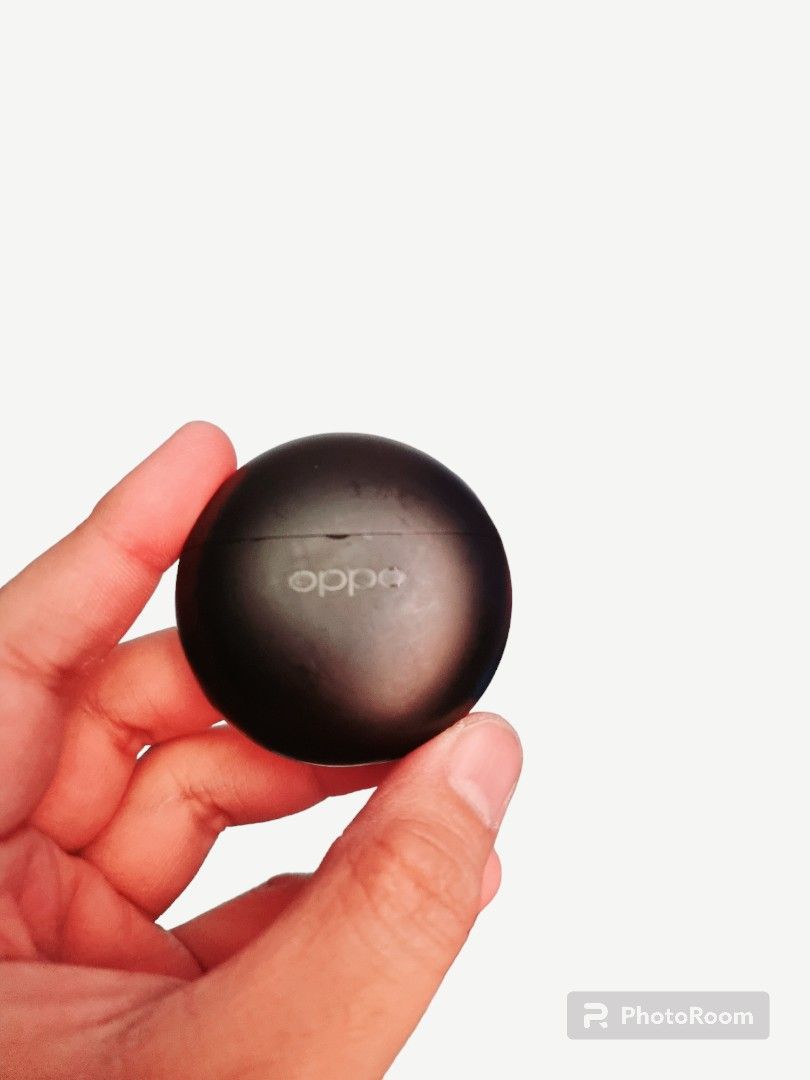 OPPO ENCO BUDS 2 (Category: Earphones) located in Manila. Submitted by kadoodtv (Listing ID 1291041782, Image 1). Description: RUSH 1,300 only Enco Buds 2 Black Unit only no issues, Works perfectly, syncs and connects easily, great battery, good sound.