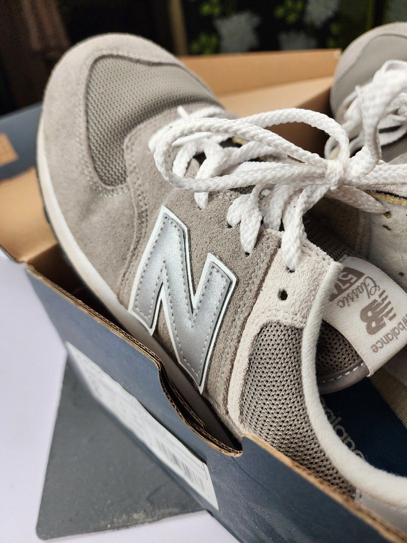 Original New Balance 574 Classic Beige