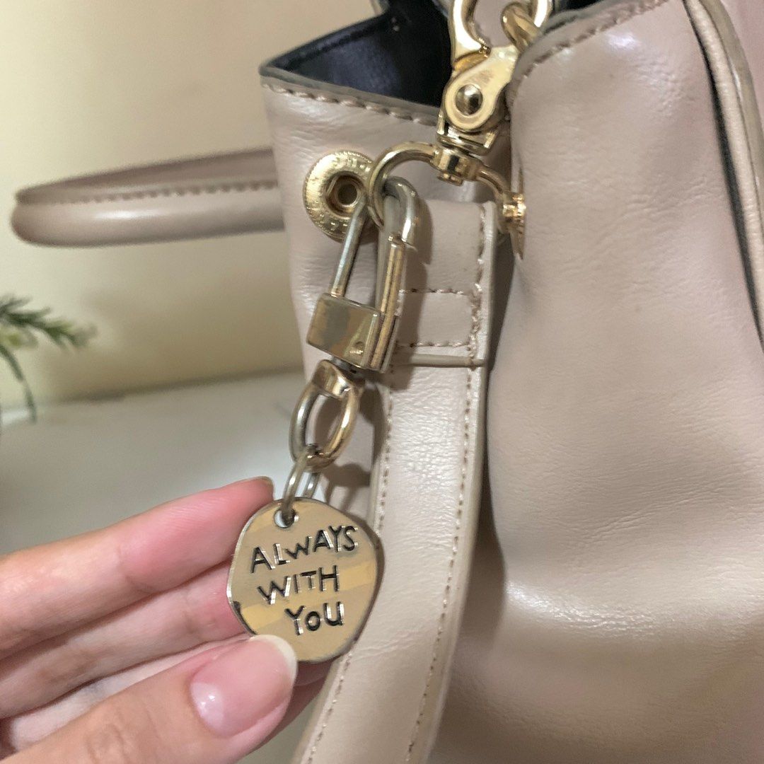 Paul’s Boutique Slingbag Handbag Medium Large Nude Cream Beige Tas Kantor  Tas Kerja - Main Image