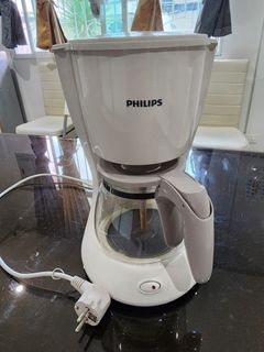 Philips drip-type coffee maker machine (white)