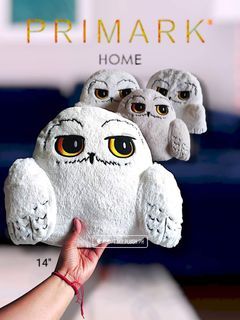 PRIMARK HOME: Harry Potter - Hedwig Owl Plush Cushion (large)