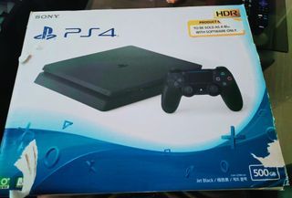 PS4 SLIM 500GB W/ 2 CONTROLLERS AND ACCESSORIES
