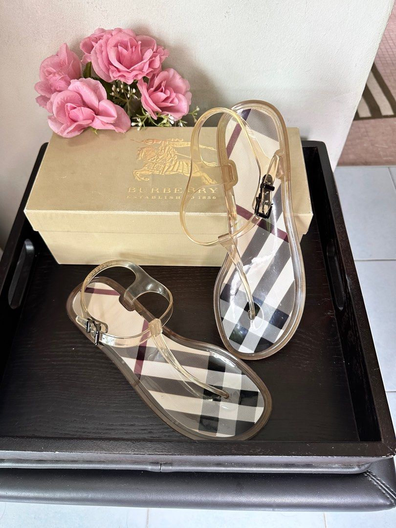 Burberry Sandals For Sale In Nigeria | Komback | Casual beach shoes, Sandals  for sale, Fashion slippers