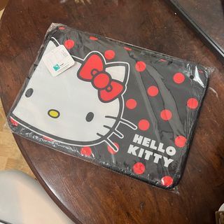 Sanrio Hello Kitty 15” Laptop Sleeve / Case