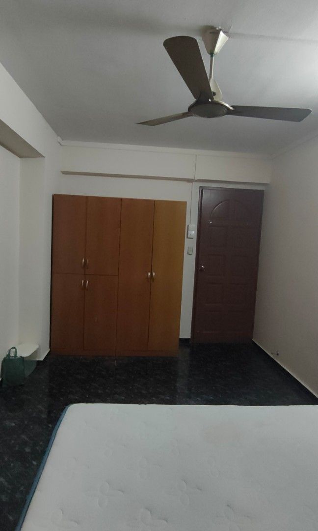 Single Bed Frame (Category: HDB) located in Singapore. Submitted by resh01 (Listing ID 1291130013, Image 3). Description: Hi near bus stop and airport Loyang industrial estate market place giant sheng siong supermarket. Any other things please contact me. thanks..