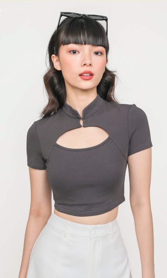 Suki Mandarin Collar Crop Top (Black)