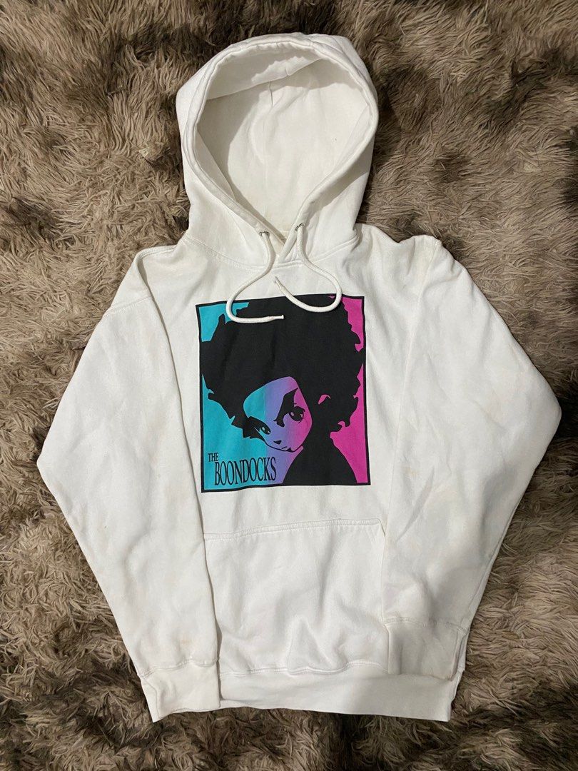 The Boondocks Anime Hoodie (Category: Activewear) located in Mexico. Submitted by iseemiyakee. (Listing ID 1291147517, Image 1). Description: Size Large Width 23 Length 27 Issue need wash.