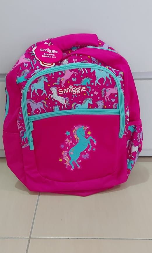 Smiggle deja vu backpack clearance