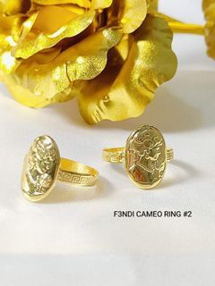 18k Fendi Cameo Ring