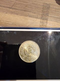 5 Peso coin in good condition