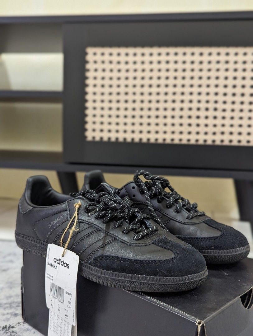 Hu core black shop