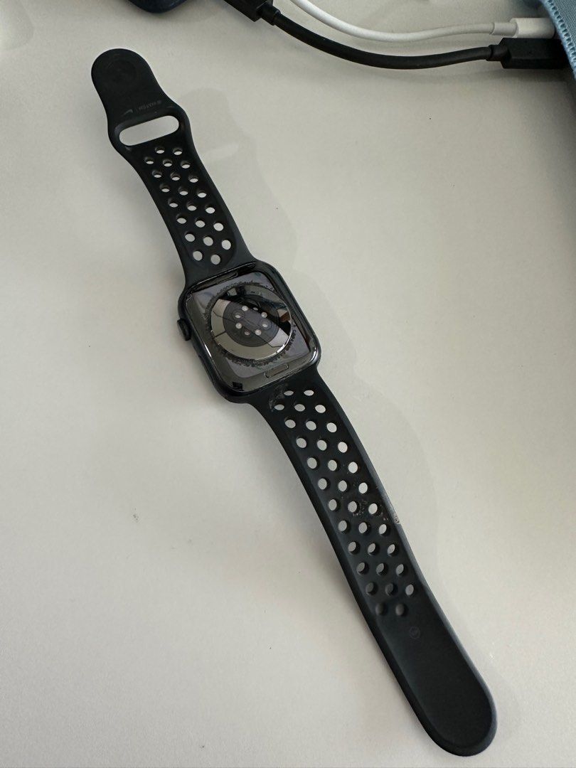 Buy Apple Watch Nike Series 7 MKJ43 in Qatar - AlaneesQatar.Qa